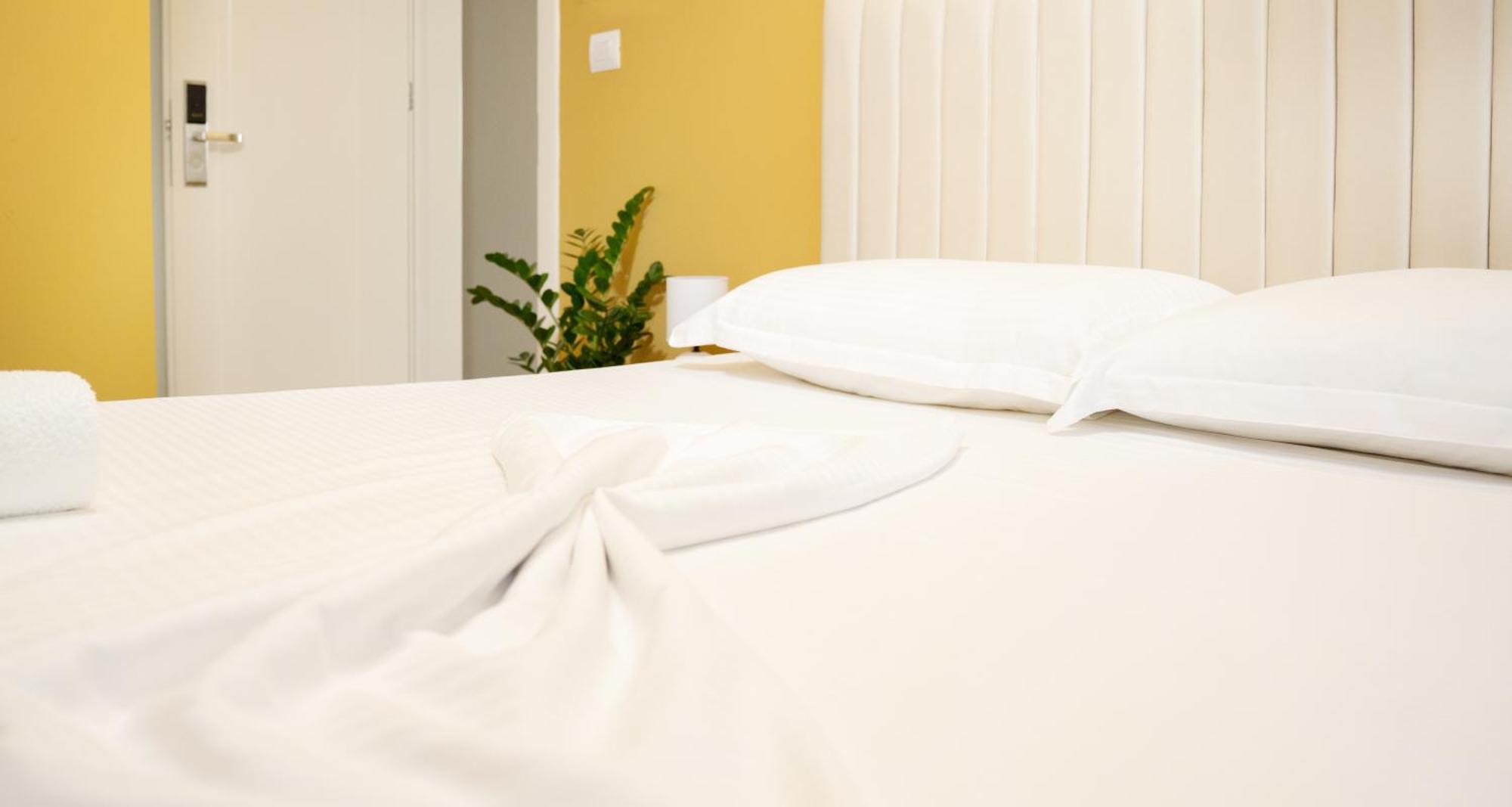 Hotel Luris Golem  Dış mekan fotoğraf